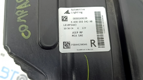 Фара передняя правая в сборе Jeep Compass 22-26 галоген + LED с креплением