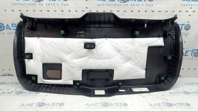 Обшивка двери багажника нижняя Mazda CX-5 17-24 черная, потерта