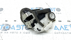 Încuietoare ușă spate stânga Toyota Prius 30 10-13