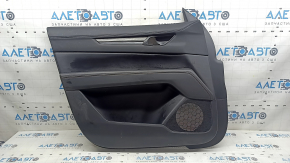 Обшивка двери карточка передняя левая Mazda CX-5 17-23 черная, с черной вставкой кожа, подлокотник кожа черный, молдинг под темно-серое дерево, под химчистку, царапины