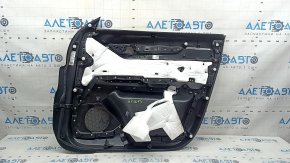 Обшивка двери карточка передняя левая Mazda CX-5 17-23 черная, с черной вставкой кожа, подлокотник кожа черный, молдинг под темно-серое дерево, под химчистку, царапины
