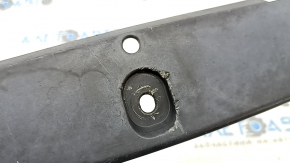 Губа заднего бампера центральная Toyota Prius 30 10-15 структура, царапины, крашена