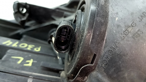 Фара передняя левая Toyota Prius 30 13-15, рест, галоген, паутинка, под полировку, сломано крепление
