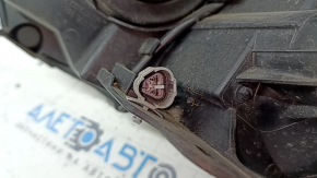 Фара передняя правая Toyota Prius 30 13-15, рест, галоген, паутинка, под полировку