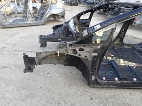 Четверть передняя левая Toyota Prius 30 10-15 на кузове, черная