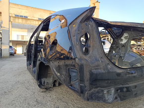 Четверть крыло задняя левая Toyota Prius 30 13-15 на кузове, черная, примята, тычки