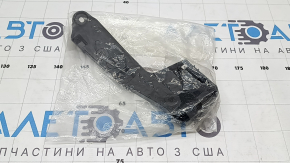 Крепление заднего бампера нижнее правое Toyota Camry v70 18-24
