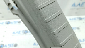 Накладка проема багажника Toyota Prius 30 10-15 серая, с накладкой скобы, царапины, надломано крепление, под чистку