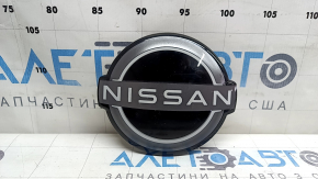 Emblemă grilă radiator Nissan Rogue 2021-23, ciobită