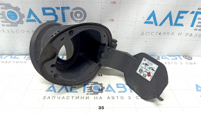 Корпус лючка бензобака Ford Escape MK3 13-19 сломаны крепления