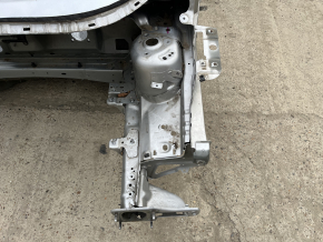 Четверть передняя левая Ford Escape MK3 17-19 рест, на кузове, серебро