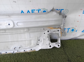Задняя панель Audi A3 8V 15-18 4d 2 части, высверлена, белая, примята