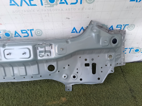 Задняя панель Toyota Prius 50 19-22 высверлена, зеленая