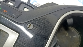 Накладка центральной консоли с подстаканниками Toyota Rav4 16-18 черная, Limited, царапины