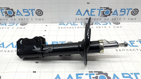 Амортизатор передний правый Toyota Camry v40 LE