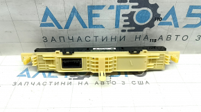Кнопка аварийки с панелью Toyota Rav4 16-16
