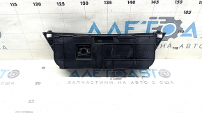 Управление климат-контролем Toyota Rav4 13-18 пятна