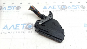 Фишка на блок ECU компьютер двигателя Toyota Rav4 16-18 hybrid hybrid AWD большая