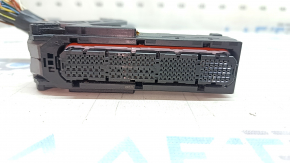 Фишка на блок ECU компьютер двигателя Toyota Rav4 16-18 hybrid hybrid AWD большая