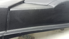 Ornamente ușă spate dreapta Toyota Rav4 16-18 negru, cotiera piele neagră, inserție argintie, cu mâner, zgârieturi, uzat