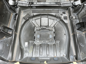 Корыто багажника Jeep Grand Cherokee WL 22-26 PHEV на кузове
