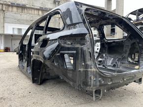 Четверть крыло задняя левая Jeep Grand Cherokee WL 22-26 на кузове, черная