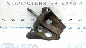 Кронштейн двигателя правый Toyota Rav4 13-18 2.5, hybrid, ржавый