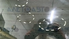 Дверь багажника голая со стеклом Toyota Rav4 16-18 под электро и камеру, черный 209, с трапецией дворника и поводком, царапины на стекле, тычка