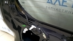 Дверь багажника голая со стеклом Toyota Rav4 16-18 под электро и камеру, черный 209, с трапецией дворника и поводком, царапины на стекле, тычка