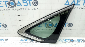 Форточка глухое стекло задняя правая Honda Accord 23-26 хром, потерт уплотнитель