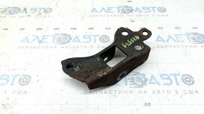 Suportul brațului oscilant spate dreapta pentru un Toyota Rav4 13-18 este ruginit.