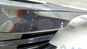 Решетка радиатора grill Honda Accord 16-17 hybrid, в сборе, с хромом, сколы