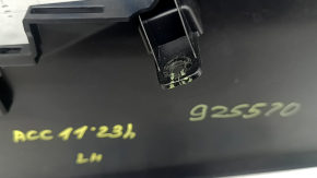 Ornamente consolă centrală Honda Accord 23-26, partea dreaptă, mare, neagră, crăpături la elementele de fixare