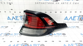 Фонарь внешний крыло правый Kia Sportage 23-25 галоген, потерт
