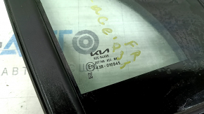 Стекло двери треугольник с уплотнителем переднее правое Kia Sportage 23-26