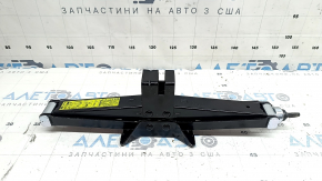Домкрат Kia Sportage 23-26