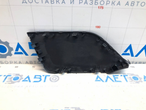 Заглушка буксировочного крюка переднего бампера Nissan Rogue 17-20