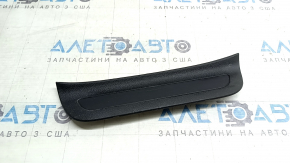 Накладка порога наружная задняя левая Kia Sportage 23-26 черная, царапина