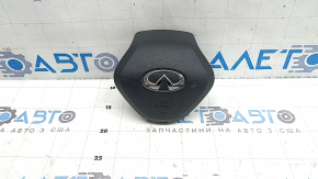 Airbag-ul lateral al șoferului din volanul modelului Infiniti QX50 19-20 este negru, iar suportul este defect.