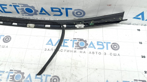 Молдинг лобового стекла левый Infiniti QX50 19-25 отклеен уплотнитель
