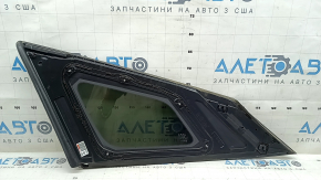 Форточка глухое стекло задняя правая Kia Sportage 23-26 хром, тонировка