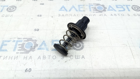 Отбойник капота центральный Mercedes H247 GLA 20-26