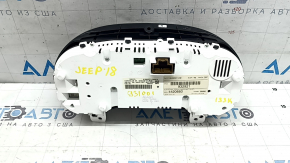 Щиток приборов Jeep Grand Cherokee WK2 17-17 133к
