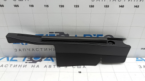 Уплотнитель крыла капот-крыло левый Toyota Rav4 19-24