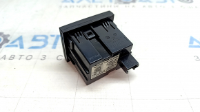 USB HUB Mercedes H247 GLA 20-23 задний, 2 type-C