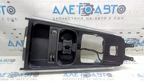 Ornamente consolei centrale superioare pentru Mercedes H247 GLA 20-23, negru lucios cu crom, cu iluminare din spate