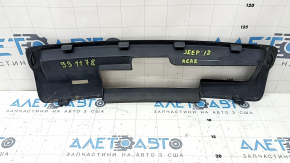 Capac inferior bară spate pentru bara de remorcare Jeep Grand Cherokee WK2 11-22