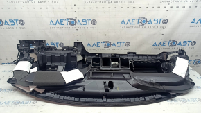 Торпедо передняя панель без AIRBAG Honda Insight 19-21 черная, под динамик, надрыв