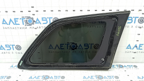 Geam spate stânga Jeep Grand Cherokee WK2 17-19 cu ornament negru, fără antenă, ornament uzat