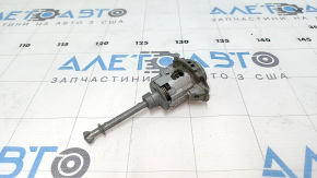 Личинка замка двери передней левой Toyota Rav4 13-18 под keyless, без ключей